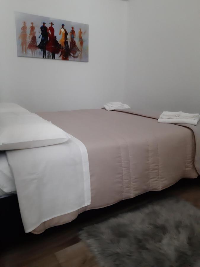 Apartament Casa Lucia Bari Zewnętrze zdjęcie