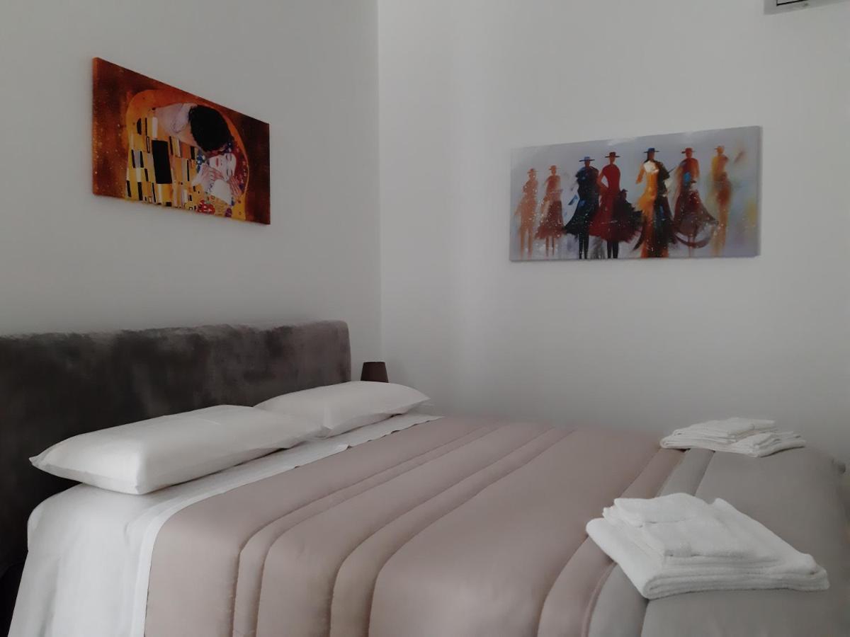 Apartament Casa Lucia Bari Zewnętrze zdjęcie